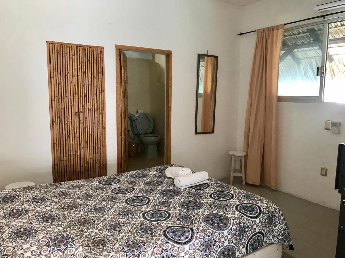 Готель Nomad Beach House Пуерто-Ескондідо Екстер'єр фото